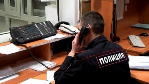 В Граховском районе полицейские задержали подозреваемых в краже из дома пенсионера